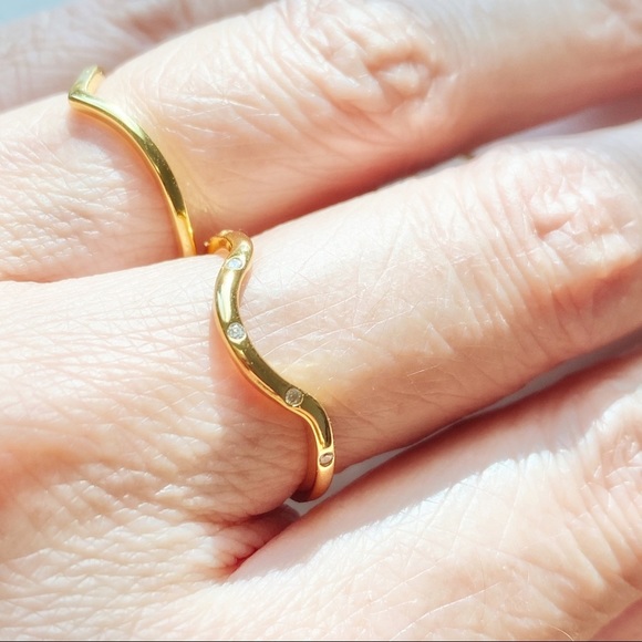 Starry Curve Gold Plated S925 Simple Stacking Ring - Picture 2 of 6